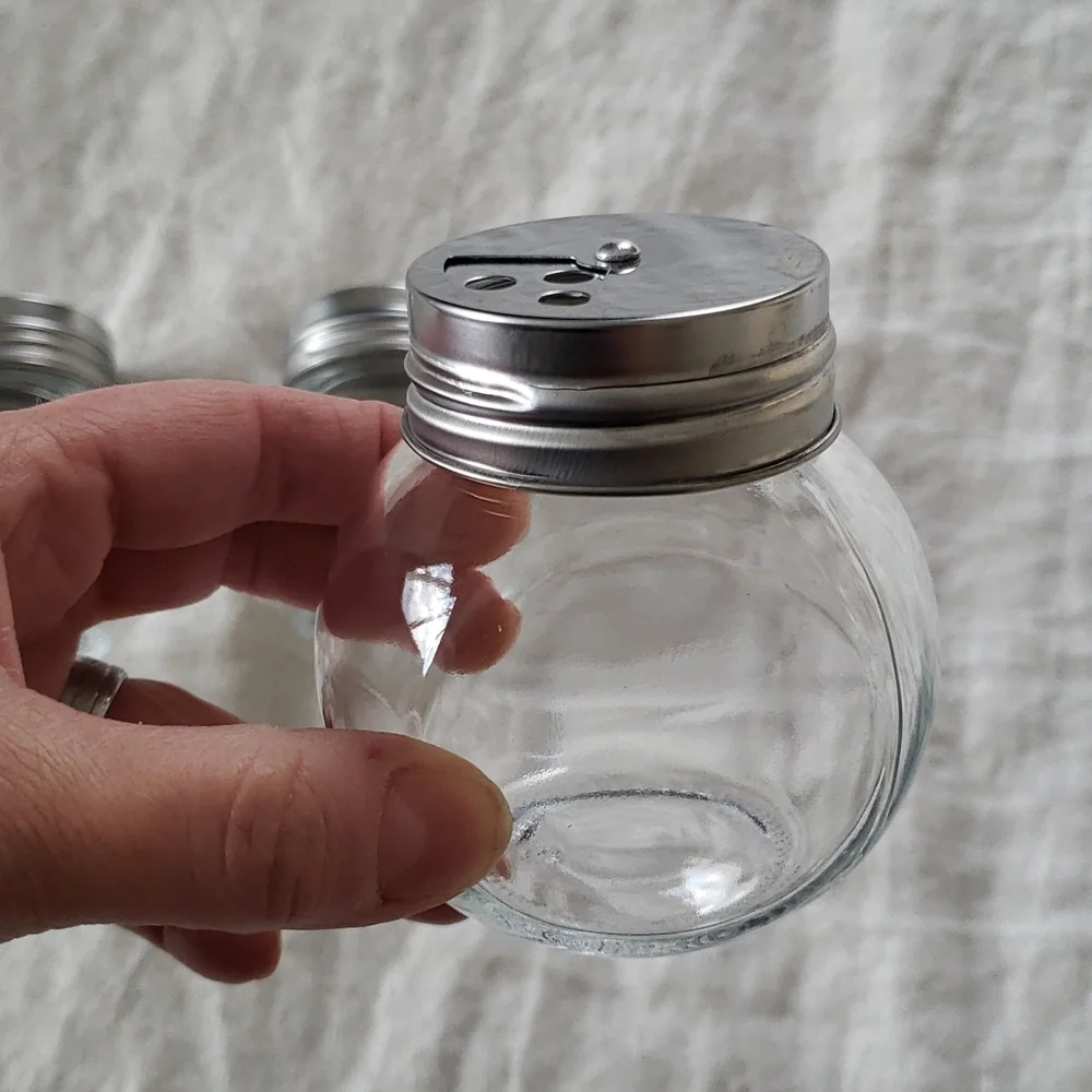 Set of 3 glass jars
